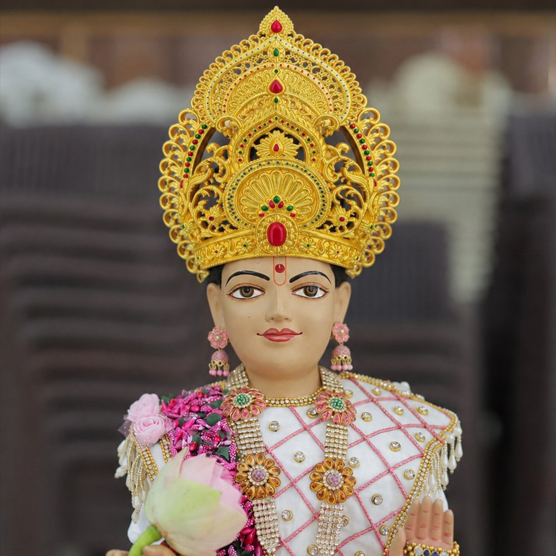 Premium Decorative Mugat for Thakorji Shringar